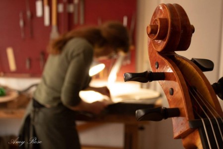 marianne Rouillon luthier clermont ferrand